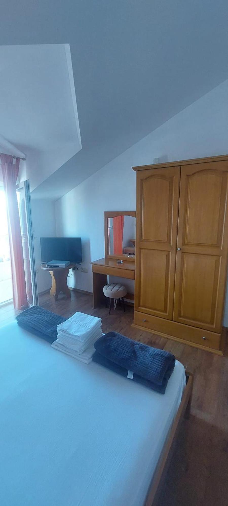 Apartments Ticinovic Omiš Exterior foto
